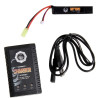 réplique airsoft vendue avec batterie et chargeur
